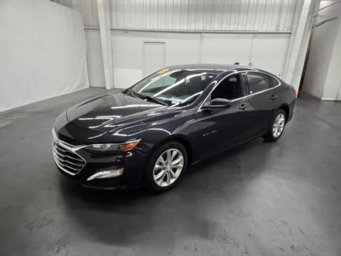Gray 2023 Chevrolet Malibu LT for sale in Las Vegas, NV