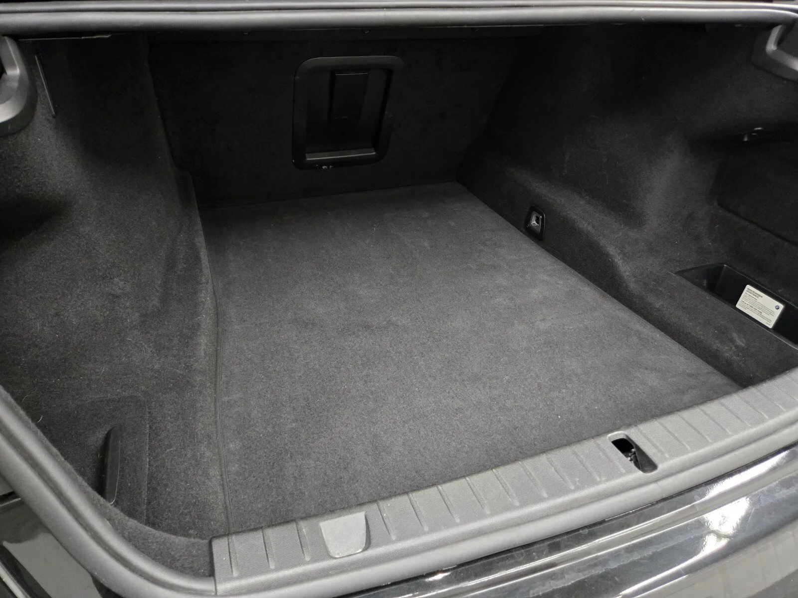 BMW 7 Series photo 10