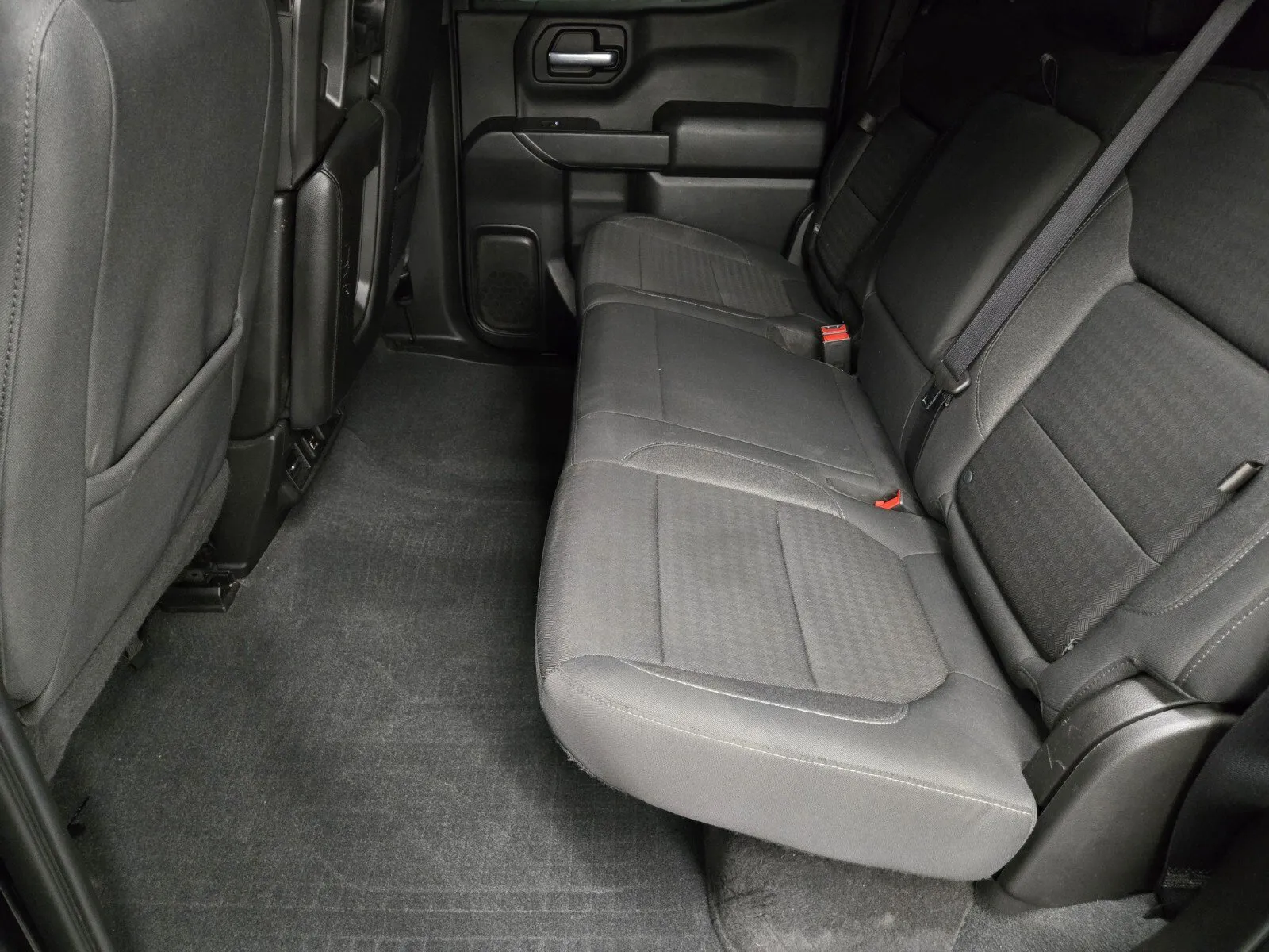 Chevrolet Silverado photo 8