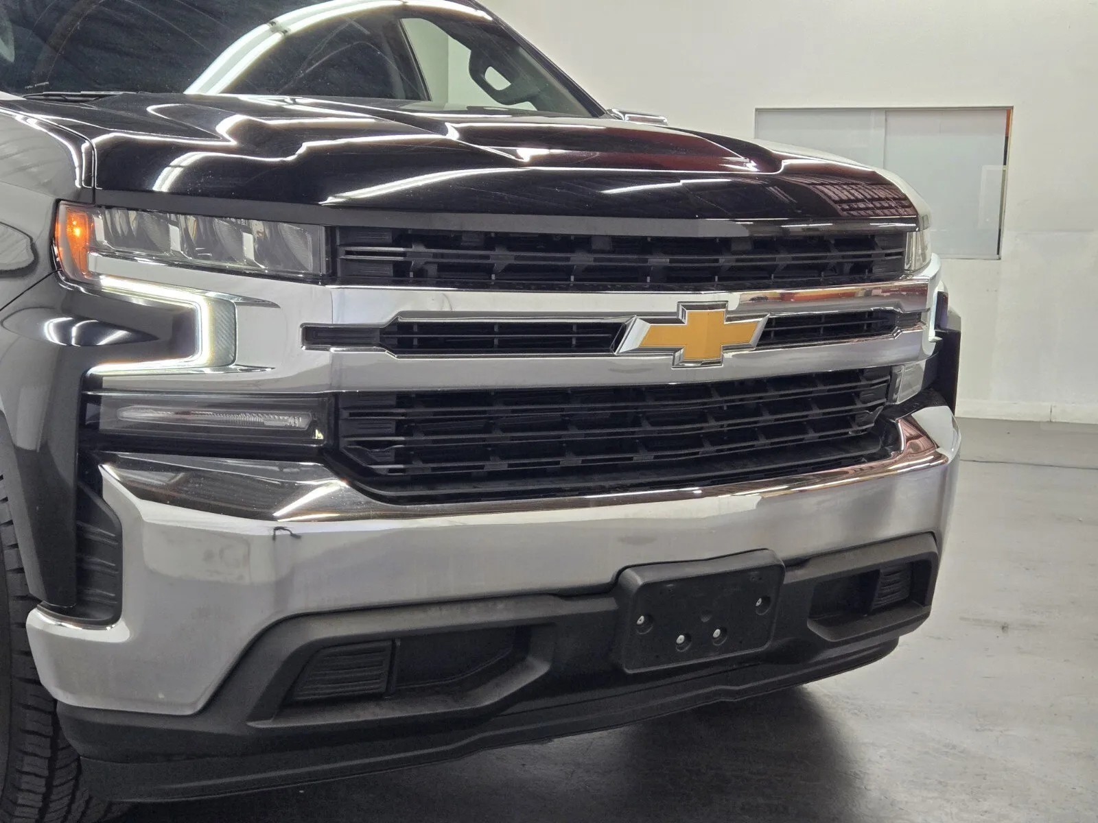 Chevrolet Silverado photo 5