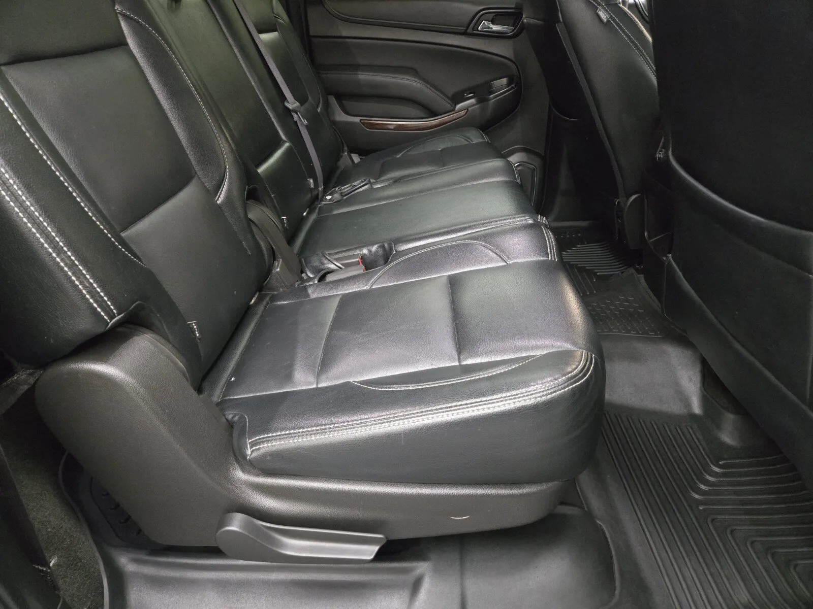 GMC Yukon XL photo 11