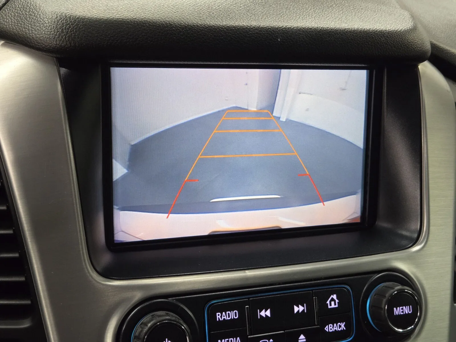 GMC Yukon XL photo 18