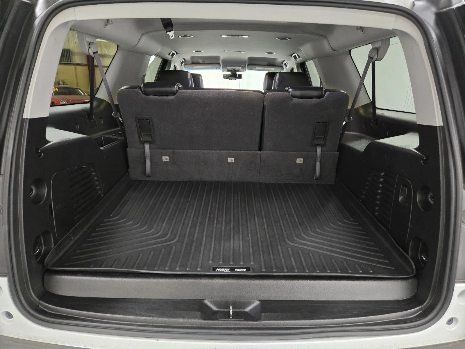 GMC Yukon XL photo 10