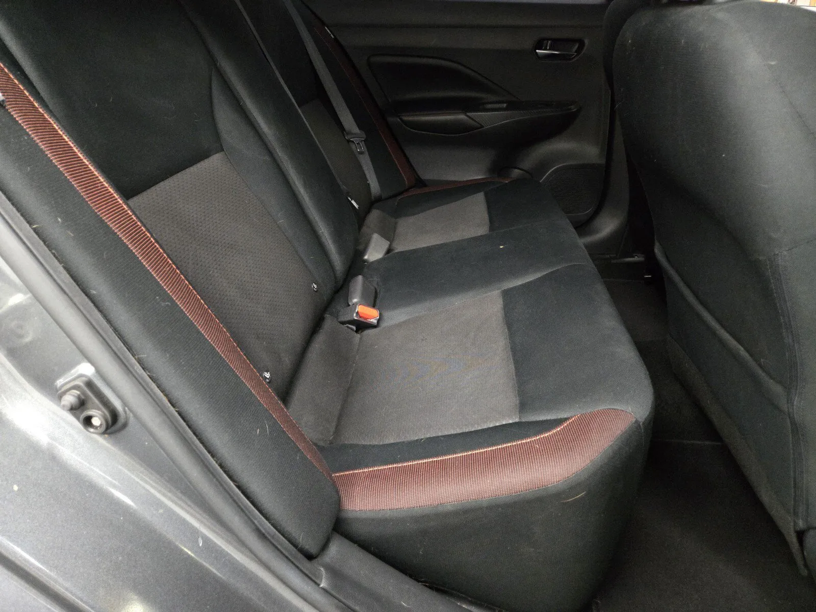 Nissan Versa photo 11
