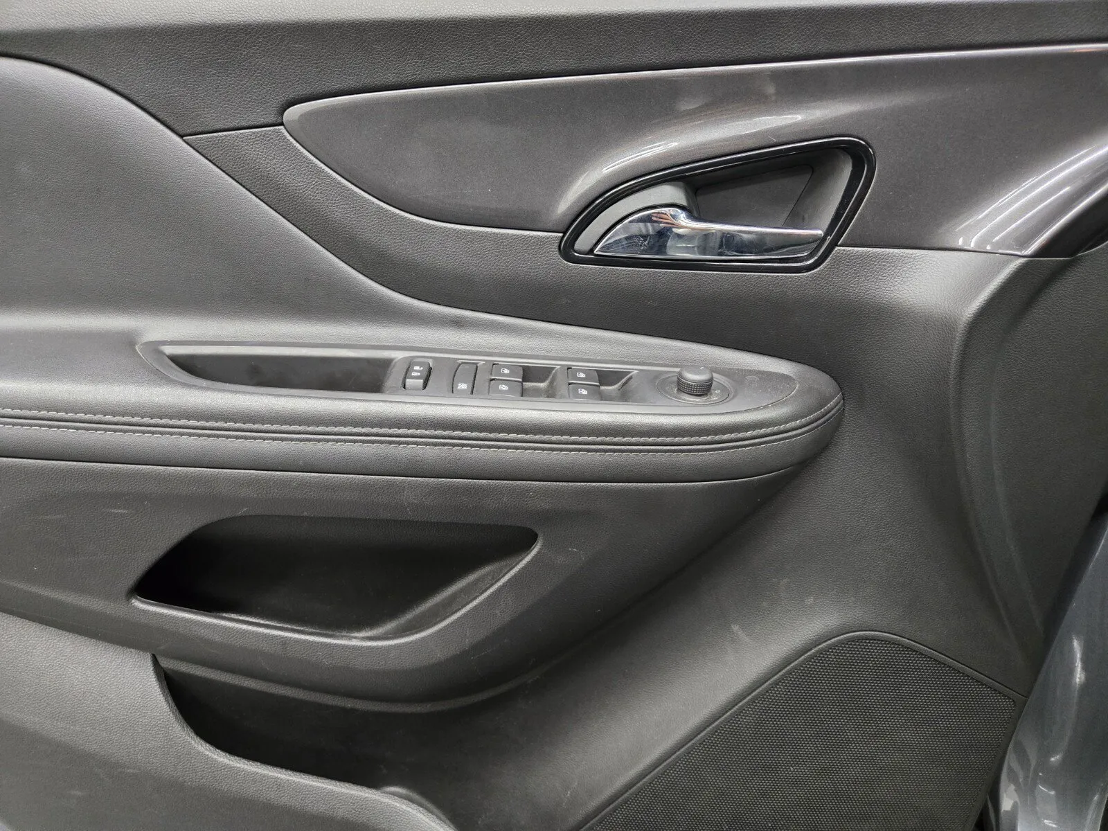 Buick Encore photo 14