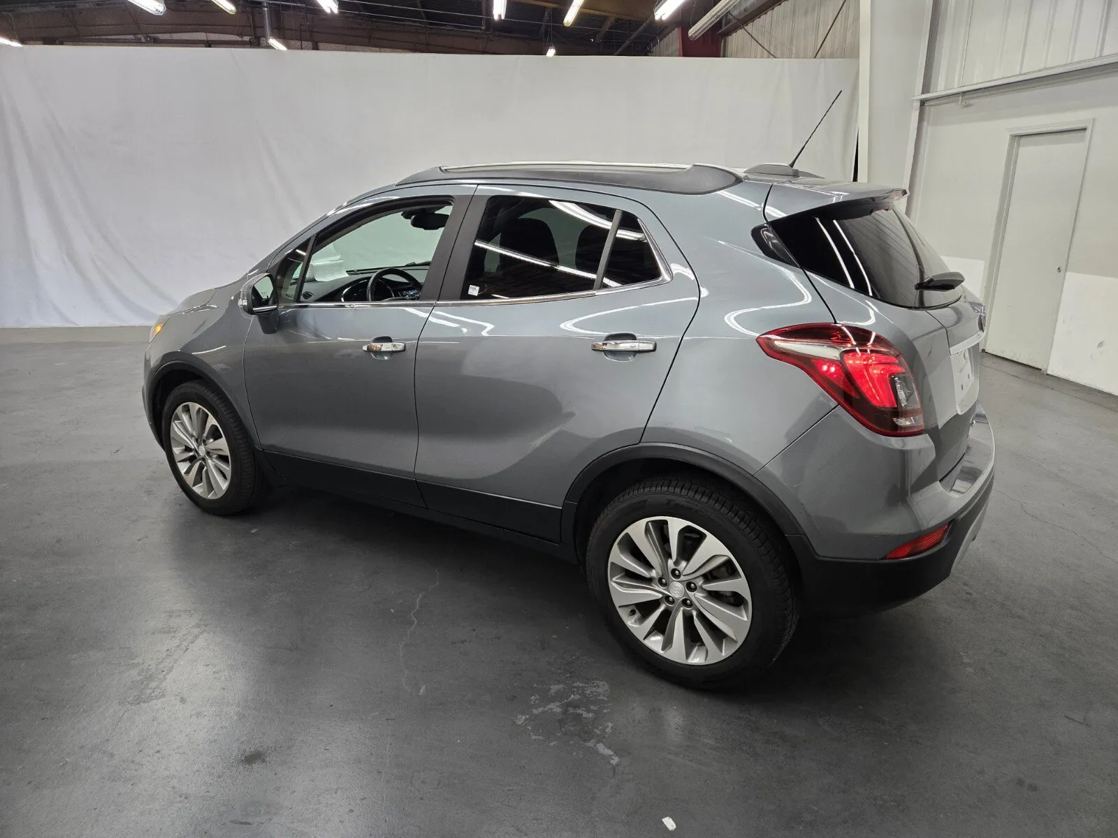Buick Encore photo 3