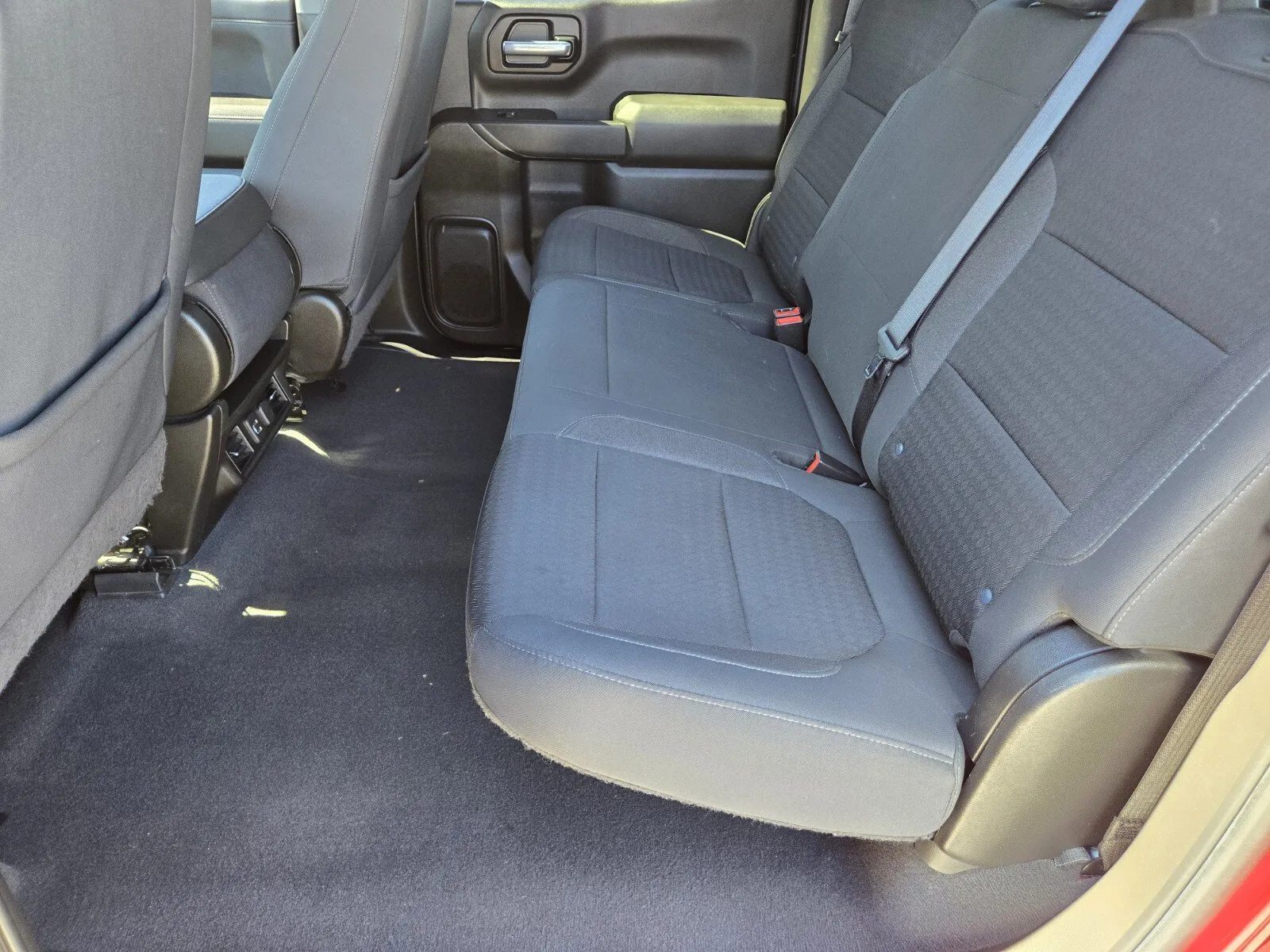 Chevrolet Silverado photo 8