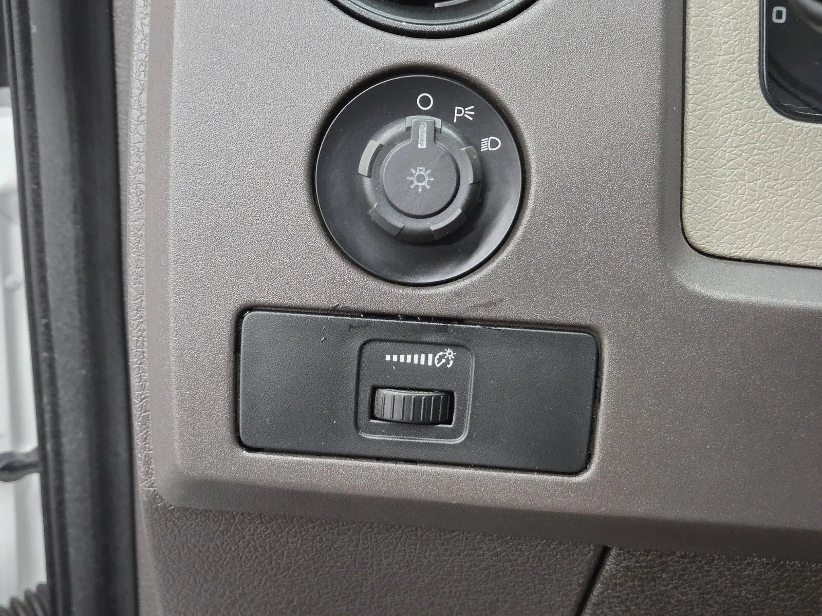 Ford F-150 photo 18