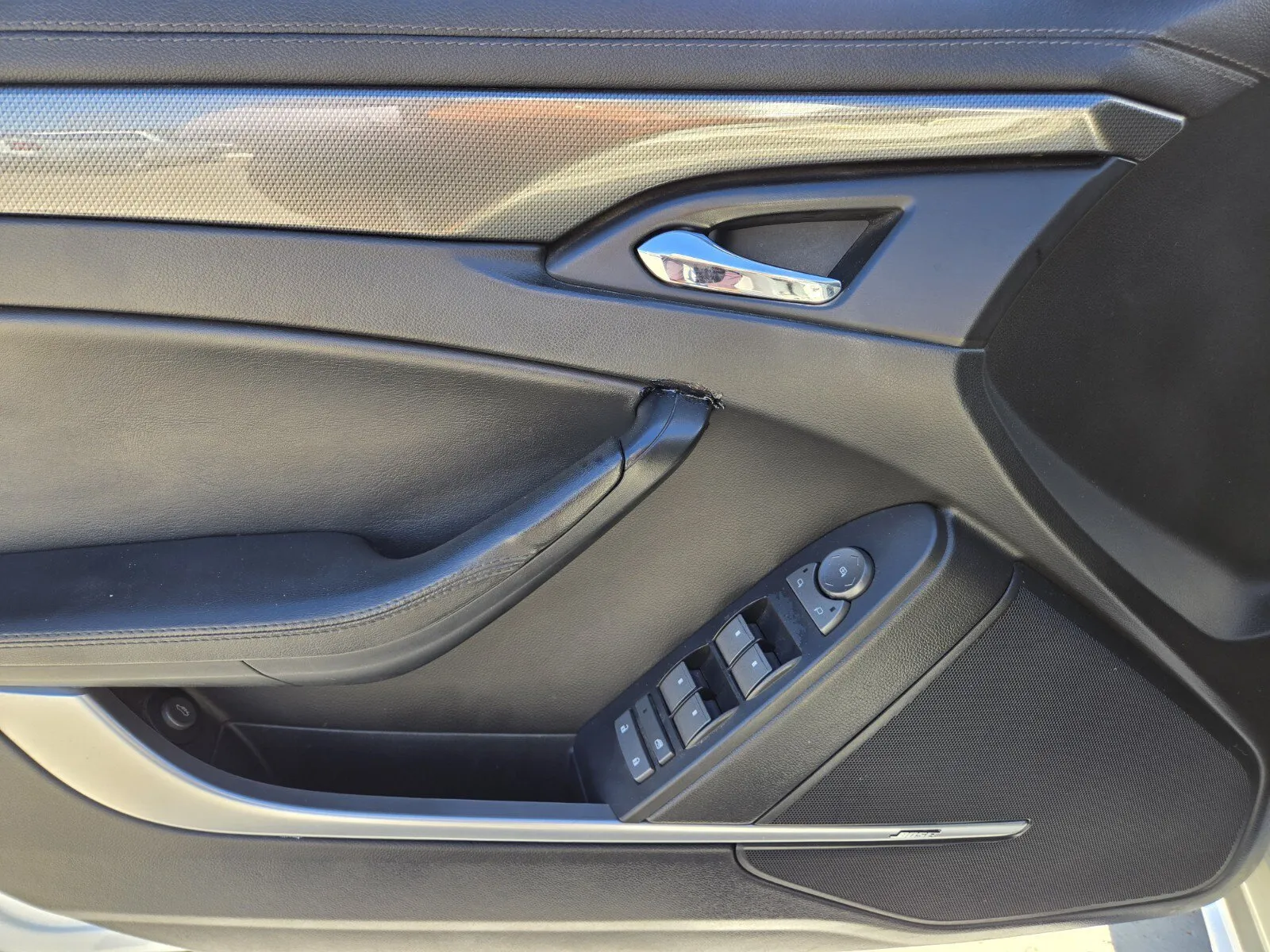 Cadillac CTS photo 12