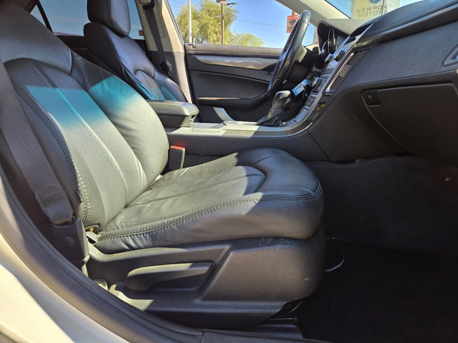 Cadillac CTS photo 10