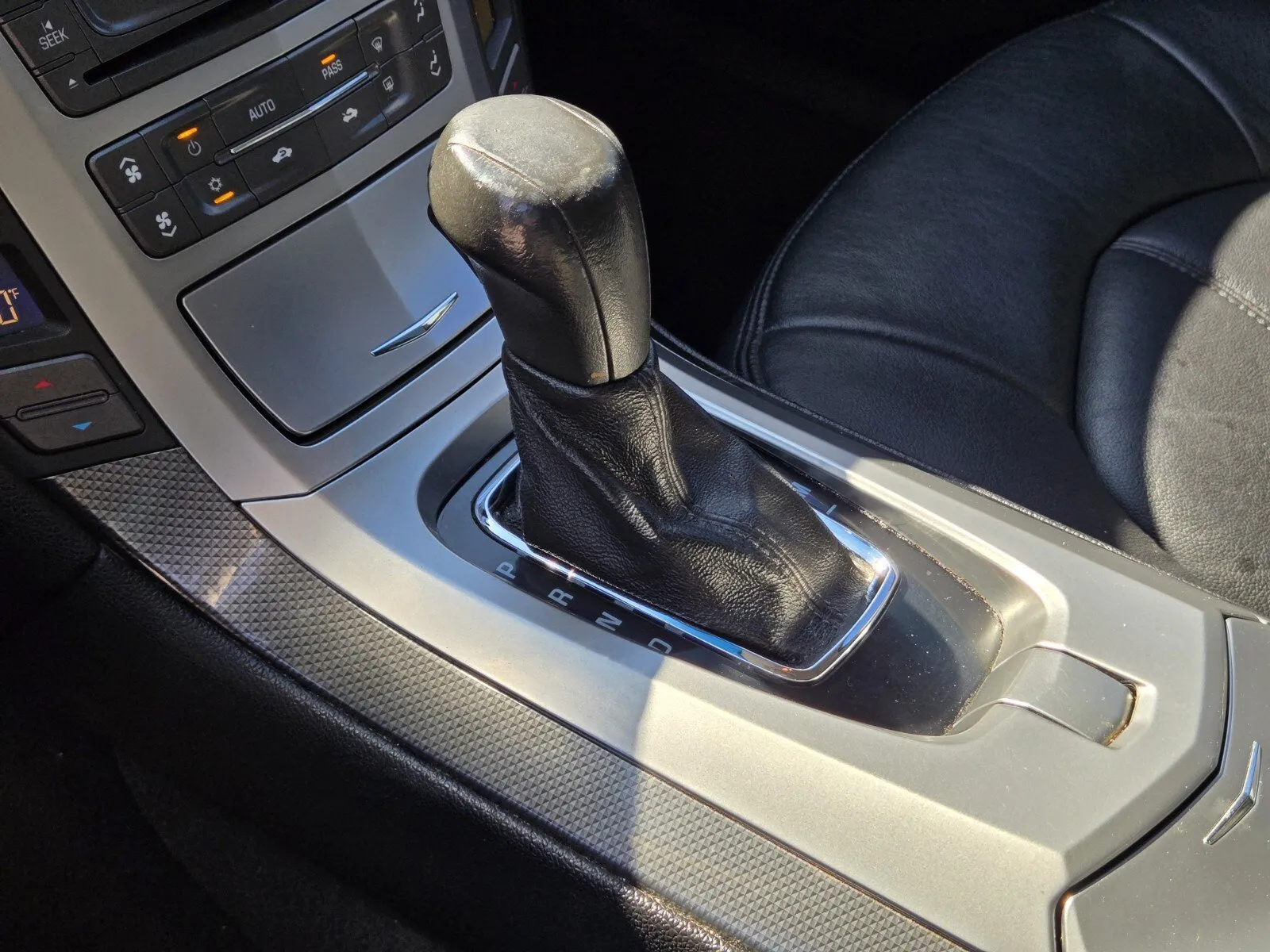 Cadillac CTS photo 18