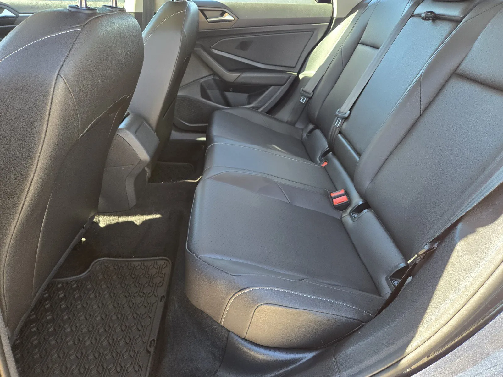 Volkswagen Jetta photo 9