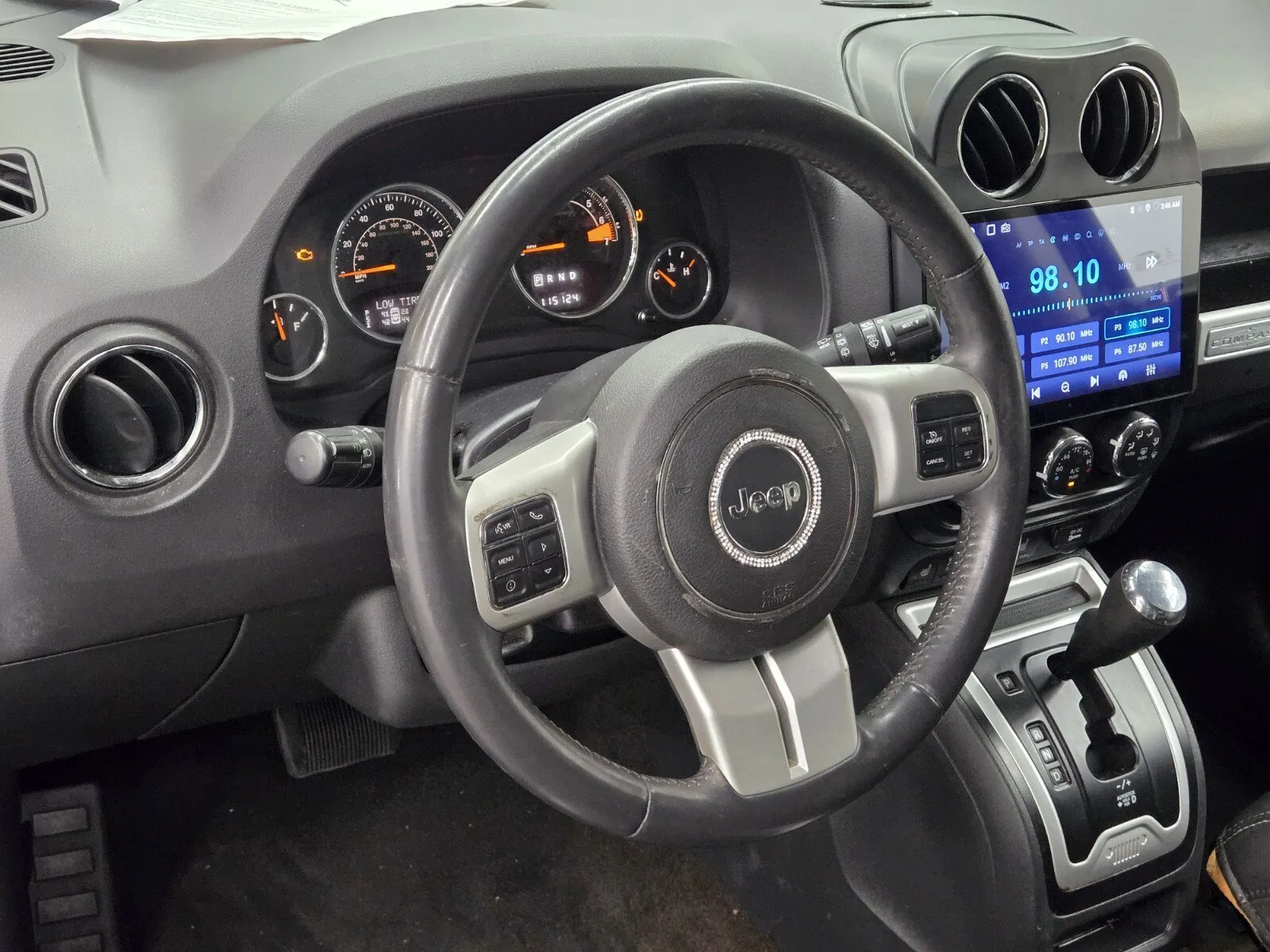 Jeep Compass photo 13