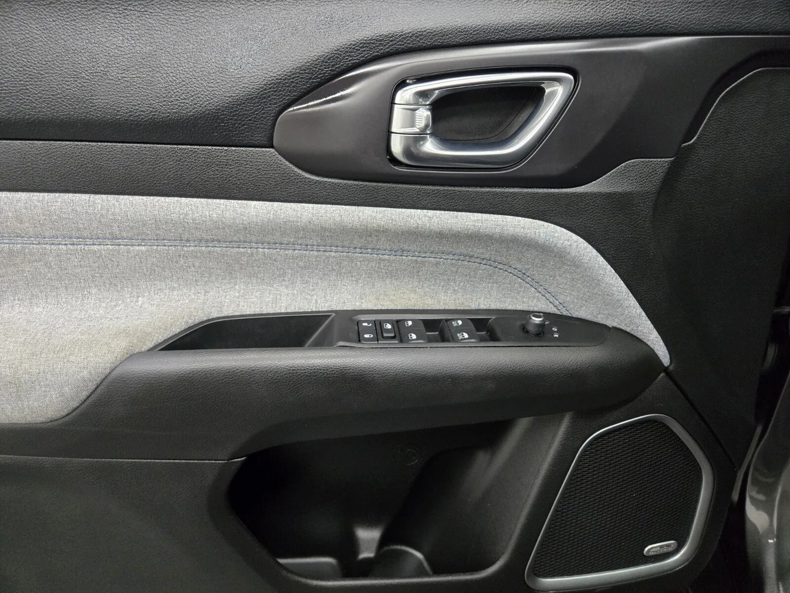 Jeep Compass photo 15