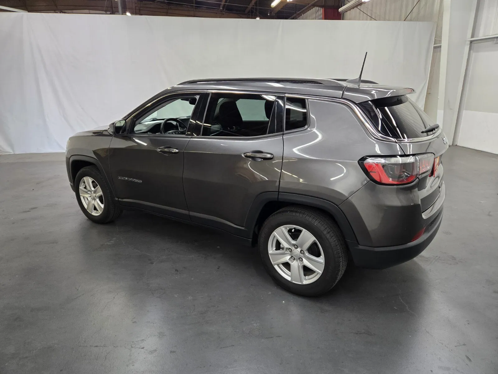Jeep Compass photo 3