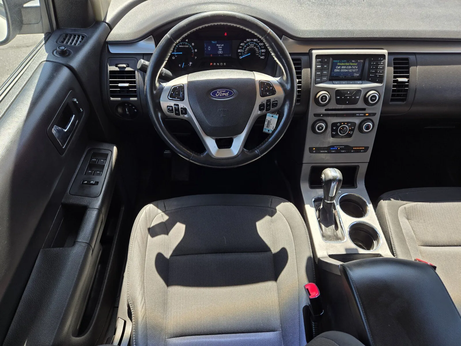 Ford Flex photo 9