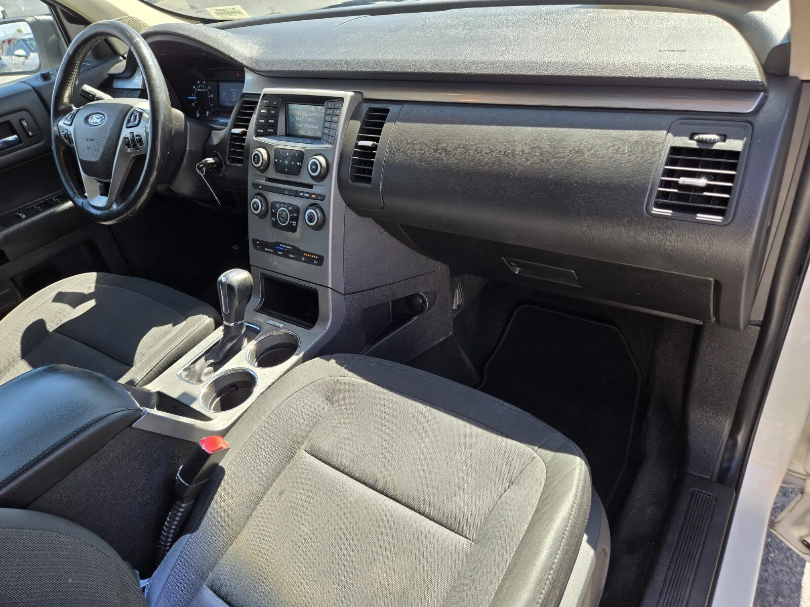 Ford Flex photo 14