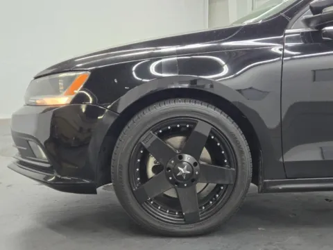 More photos of 2015 Volkswagen Jetta Sedan 1.8T SE at Baja Auto Sales East, NV