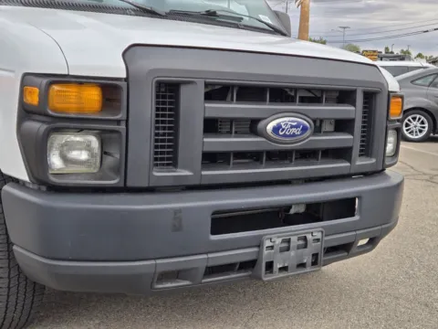More photos of 2014 Ford Econoline Wagon XL at Baja Auto Sales East, NV