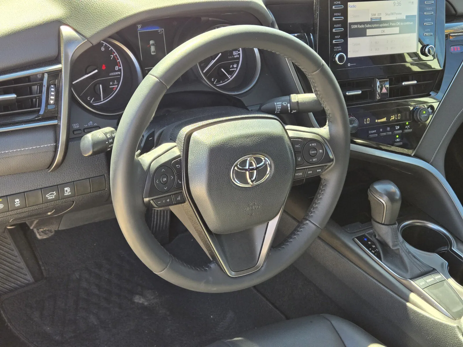 Toyota Camry photo 15