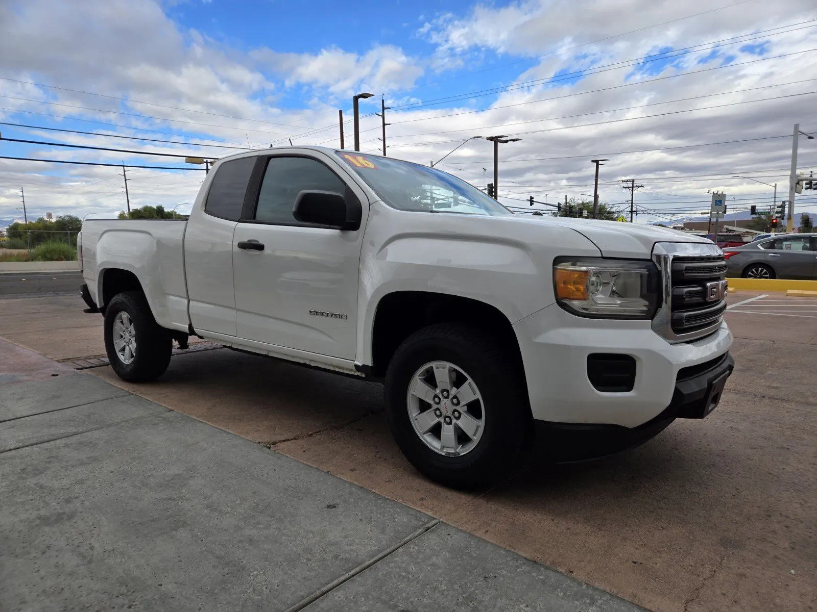 GMC Canyon photo 4