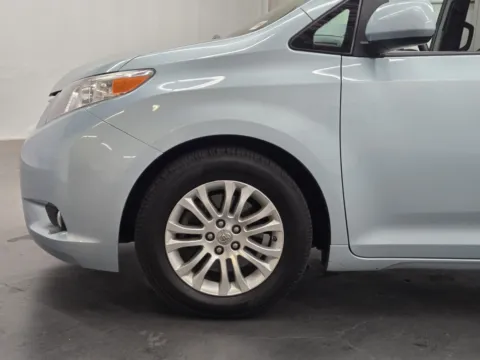 More photos of 2015 Toyota Sienna XLE at Baja Auto Sales East, NV