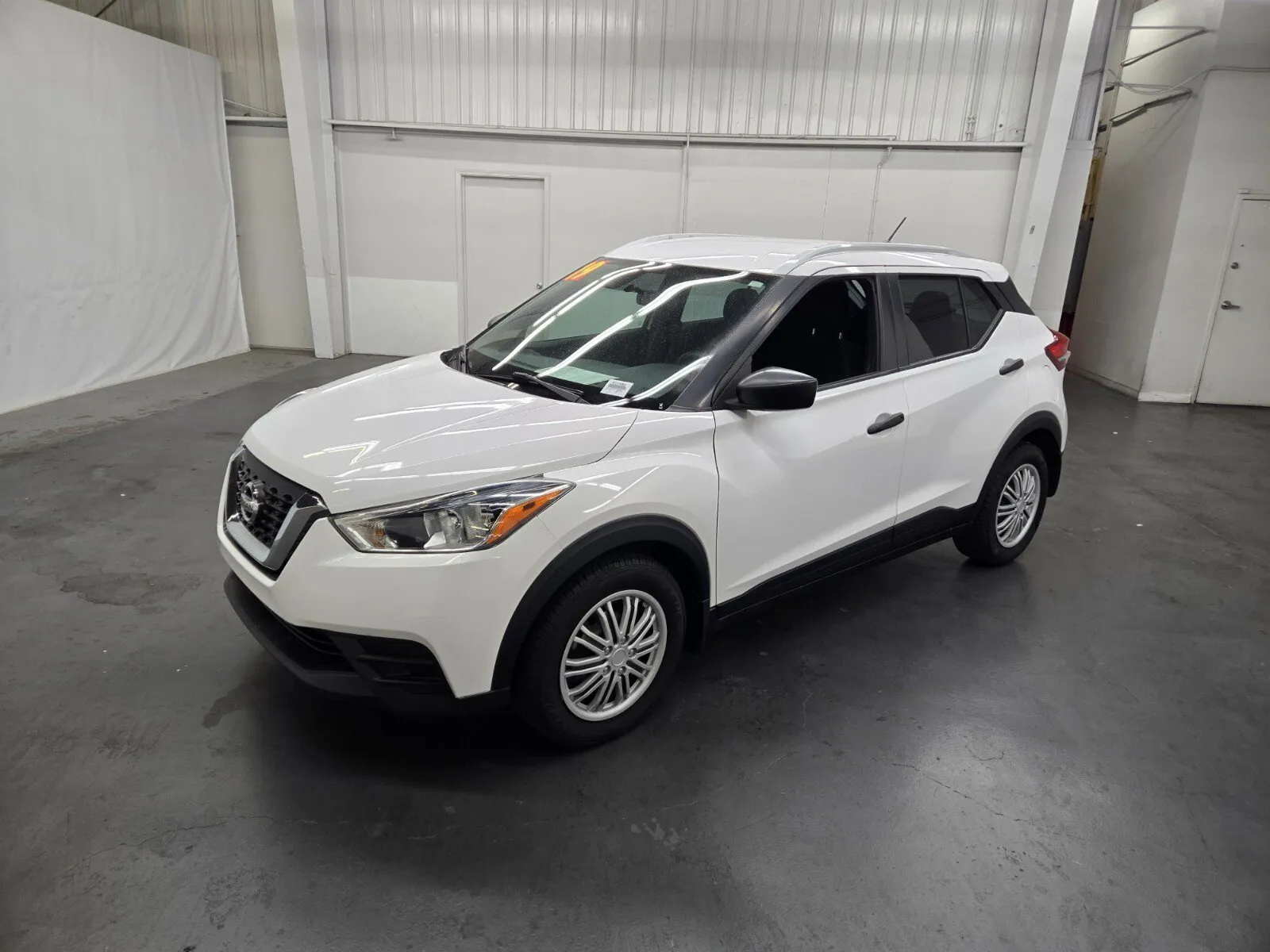 2019 Nissan Kicks S