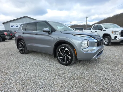 Silver 2022 Mitsubishi Outlander SEL for sale in Logan, OH