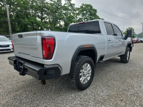 More photos of 2022 GMC Sierra 2500HD Denali at Hocking Valley Motors, OH