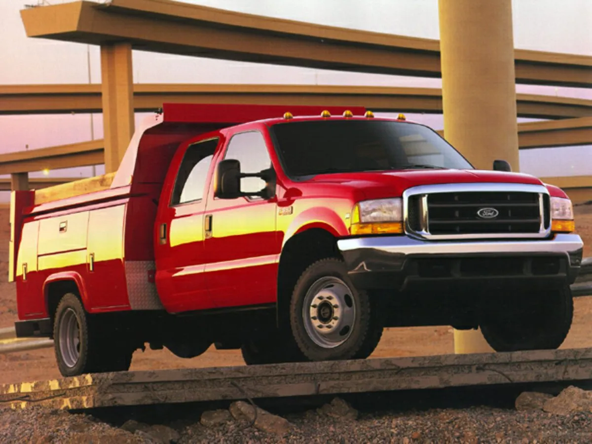 2000 Ford F-550's photo