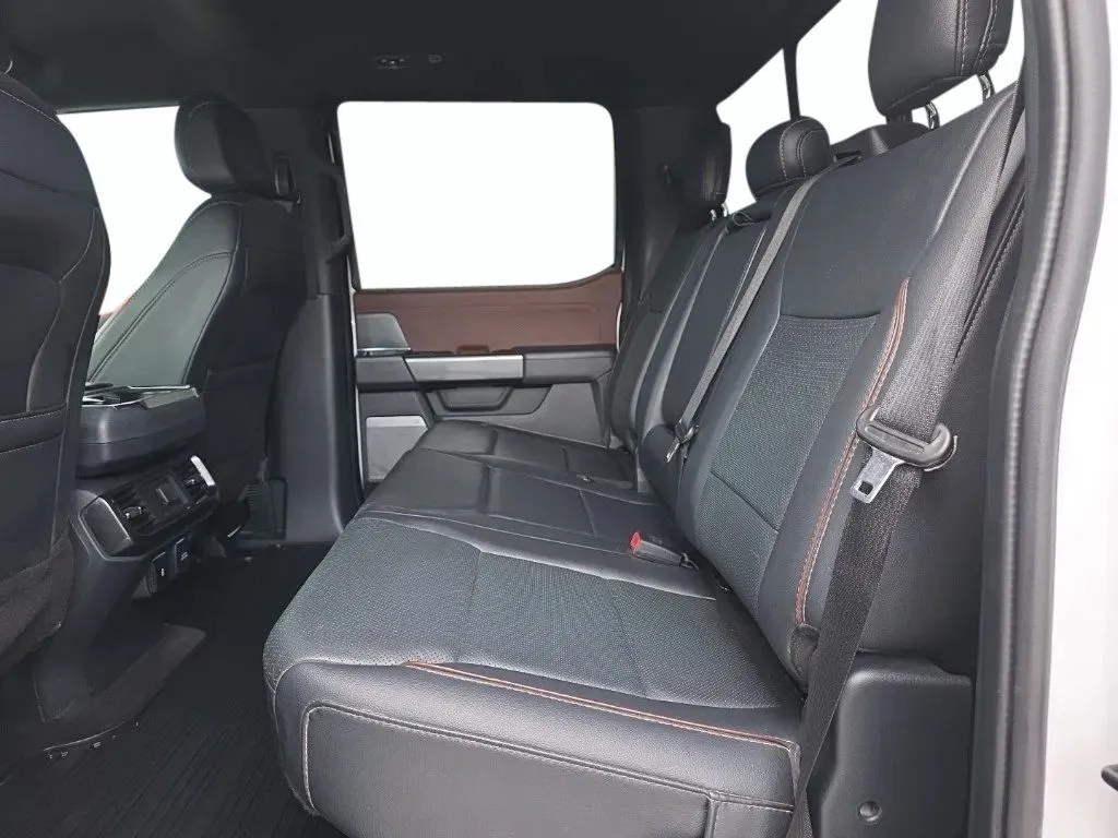 2021 Ford F-150 Lariat - Photo 16