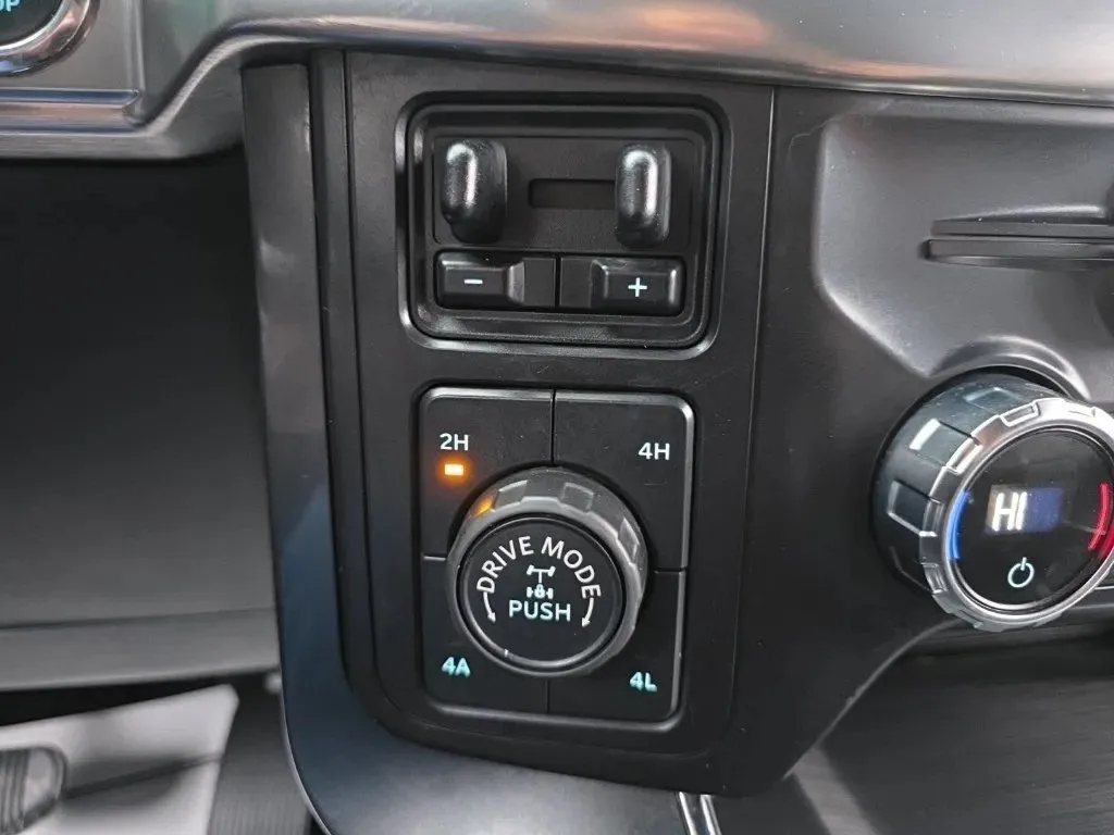 2021 Ford F-150 Lariat - Photo 29