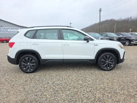 More photos of 2024 Volkswagen Taos 1.5T S at Hocking Valley Motors, OH