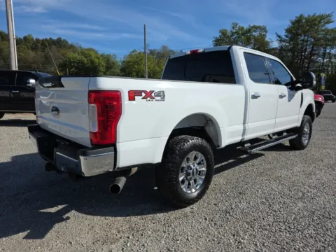 More photos of 2018 Ford F-250SD Lariat at Hocking Valley Motors, OH