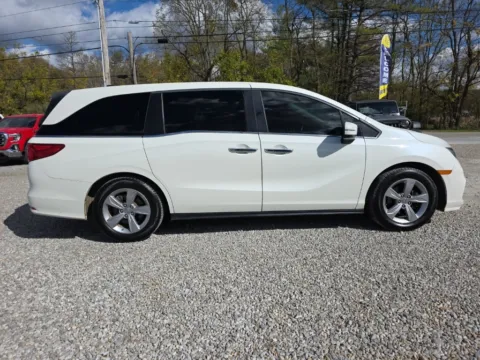 More photos of 2019 Honda Odyssey EX-L at Hocking Valley Motors, OH