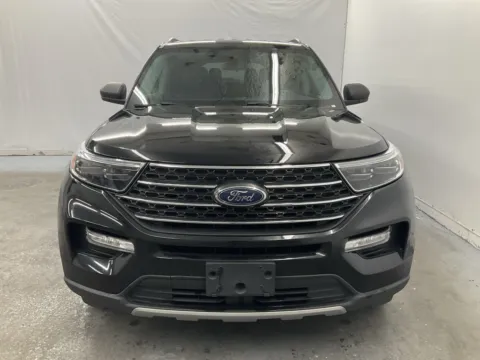 Photos of 2022 Ford Explorer XLT for sale in Logan, OH at Hocking Valley Motors