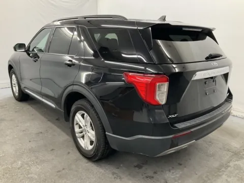More photos of 2022 Ford Explorer XLT at Hocking Valley Motors, OH