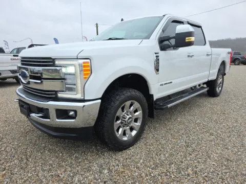 More photos of 2019 Ford F-250SD Lariat at Hocking Valley Motors, OH