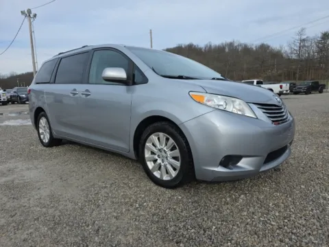 Silver 2015 Toyota Sienna LE for sale in Logan, OH