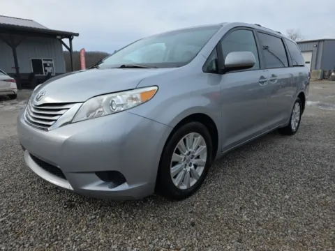 Another view of 2015 Toyota Sienna LE for sale in Logan, OH at Hocking Valley Motors