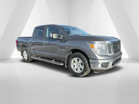 Gray 2018 Nissan Titan SV for sale in Logan, OH