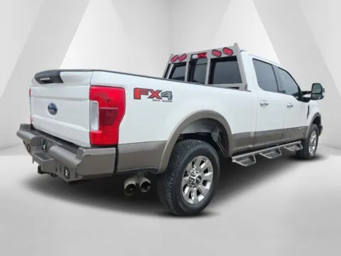 More photos of 2019 Ford F-250SD Lariat at Hocking Valley Motors, OH