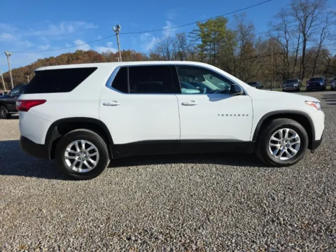 More photos of 2018 Chevrolet Traverse LS at Hocking Valley Motors, OH