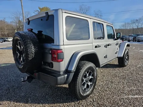 More photos of 2019 Jeep Wrangler Unlimited Rubicon at Hocking Valley Motors, OH