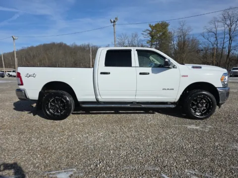 More photos of 2019 Ram 3500 Tradesman at Hocking Valley Motors, OH