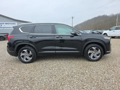 More photos of 2023 Hyundai Santa Fe SEL at Hocking Valley Motors, OH