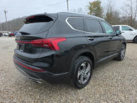 More photos of 2023 Hyundai Santa Fe SEL at Hocking Valley Motors, OH