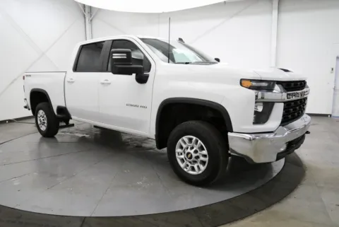 White 2020 Chevrolet Silverado 2500HD LT for sale in Logan, OH