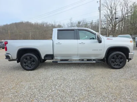 More photos of 2021 Chevrolet Silverado 2500HD LTZ at Hocking Valley Motors, OH