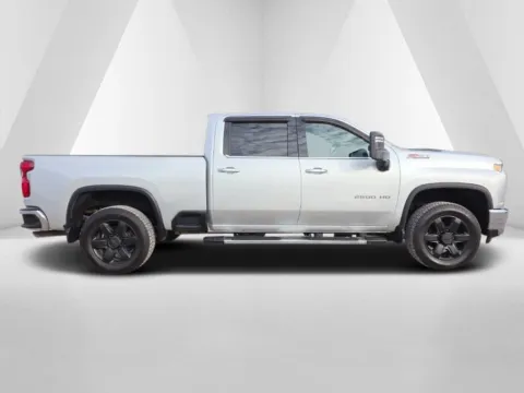 More photos of 2021 Chevrolet Silverado 2500HD LTZ at Hocking Valley Motors, OH